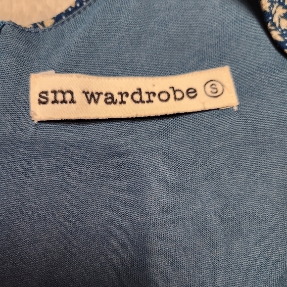 Floral Dress Sleeveless Blue, tan and cream colors Size S SM WARDROBE - Picture 10 of 16